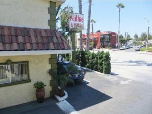Paradise Inn & Suites image 17