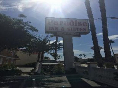 Paradise Inn & Suites image 2
