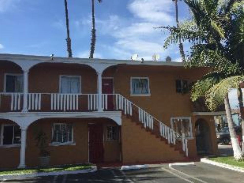 Paradise Inn & Suites Image 7